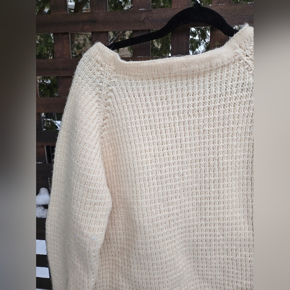 Vintage Knit Sweater - Picture 9 of 9